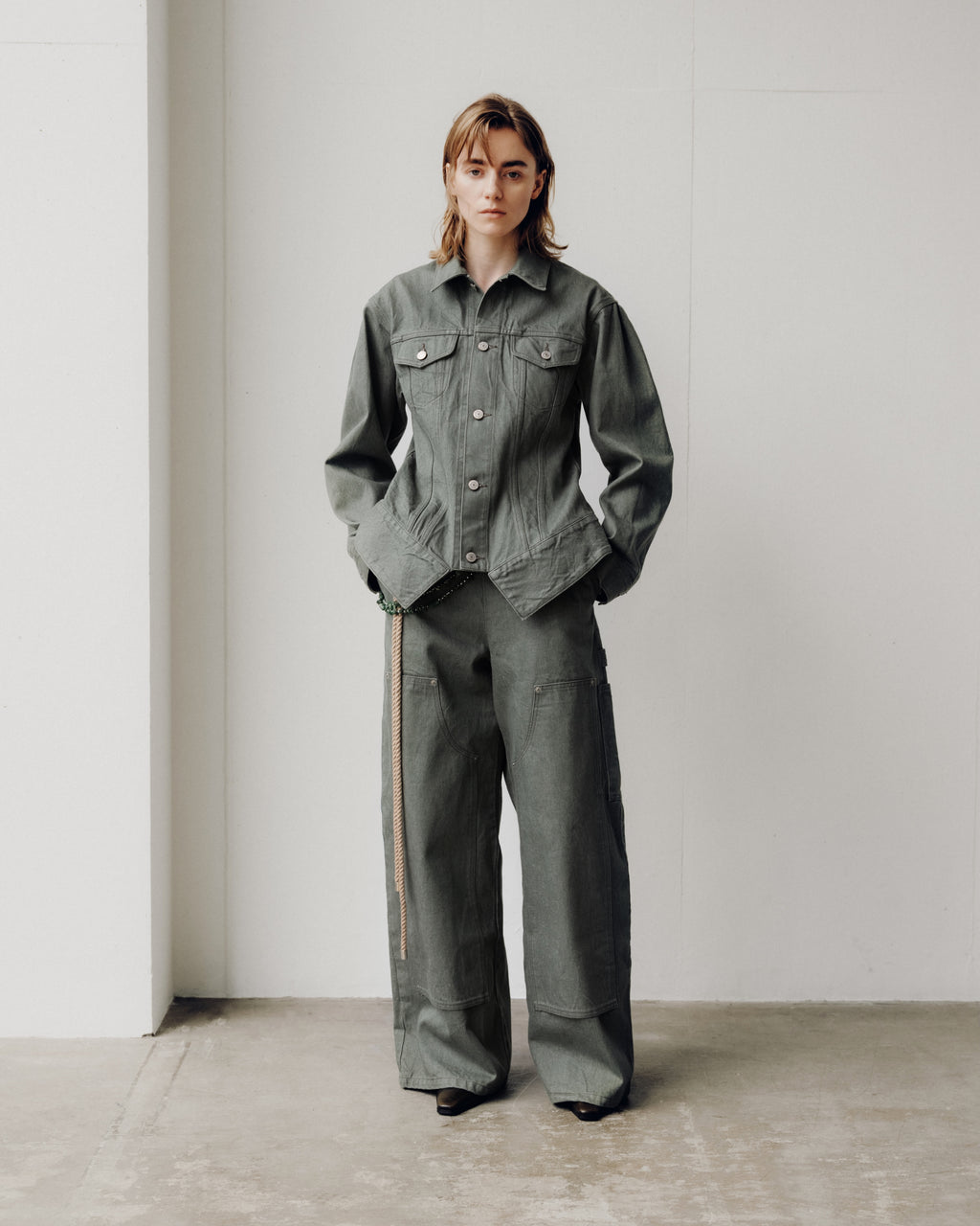”SULPHUR ROPE DYEING PAINTER PANTS”